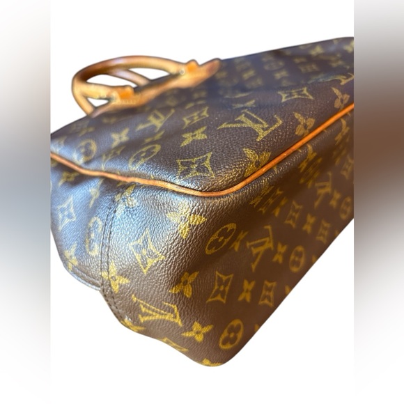 Authentic Louis Vuitton Monogrammed Deauville - Picture 10 of 16